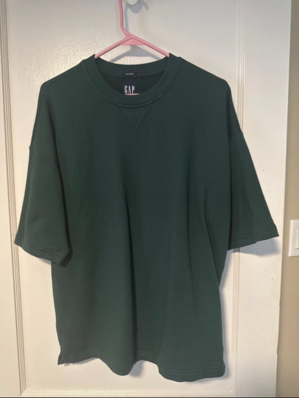 S. GAP Short-Sleeve Crewneck T-Shirt in Dark Green